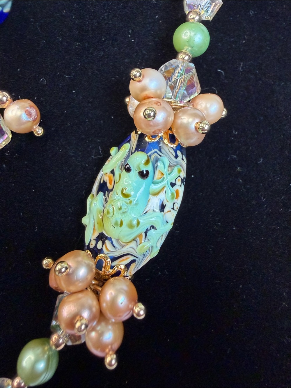 FROG Lampwork Glass, Freshwater Pearls & Crystal Necklace, Earrings & Bracelet - Picture 6 of 10
